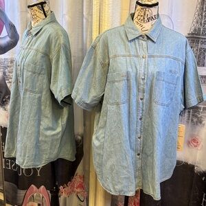 NWT Vintage Clementine Chambray Denim Button Down Shirt